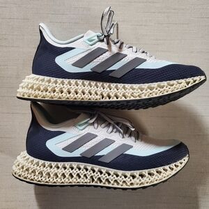 Adidas 4DFWD2W women's sneakers sz 7.5